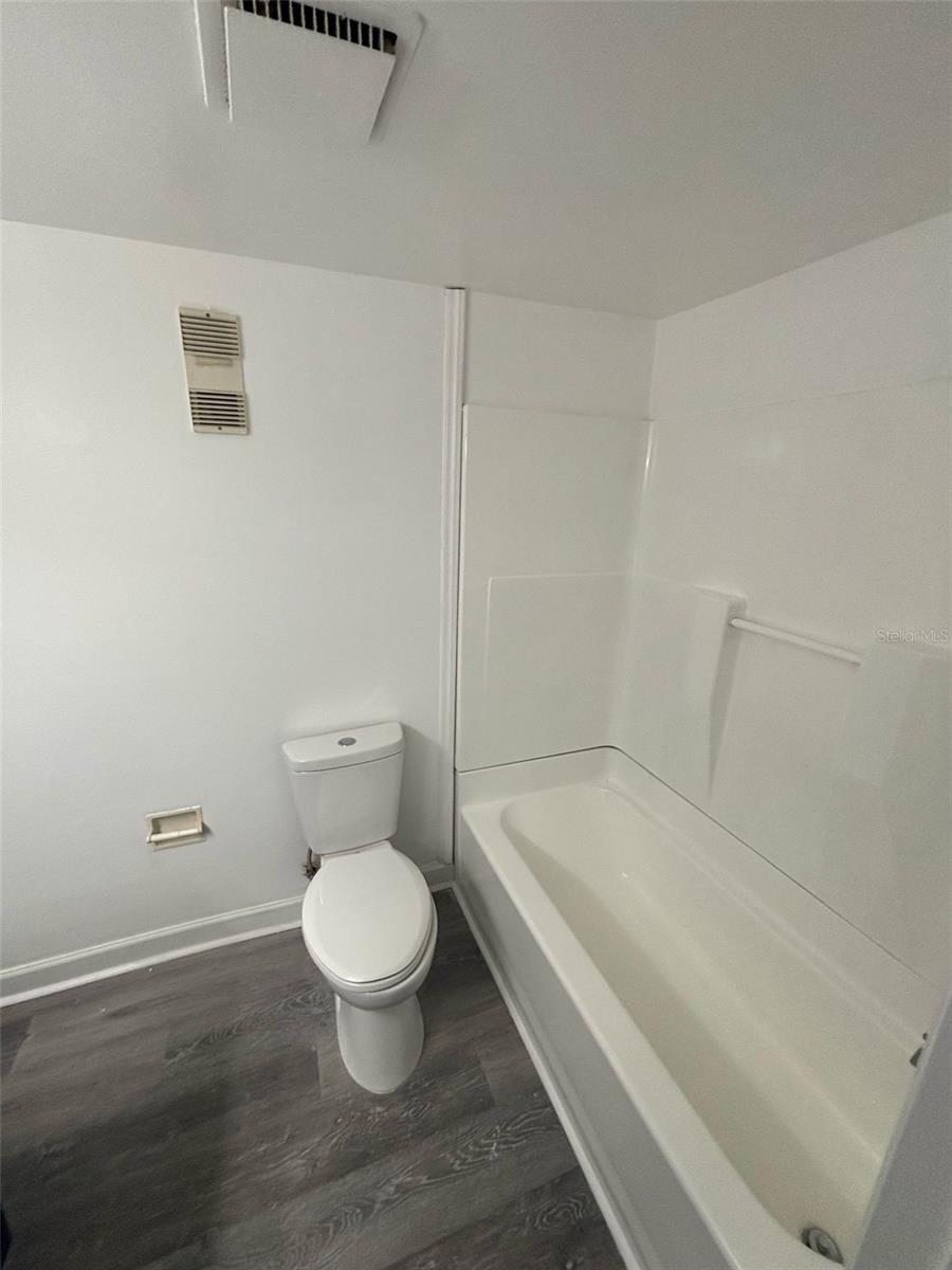 5930 Village Cir #ge Property Photo 18