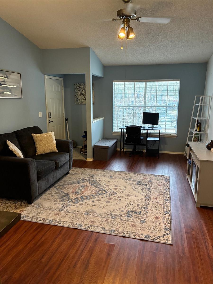 5433 Lake Margaret Dr #e 195 Property Photo 3