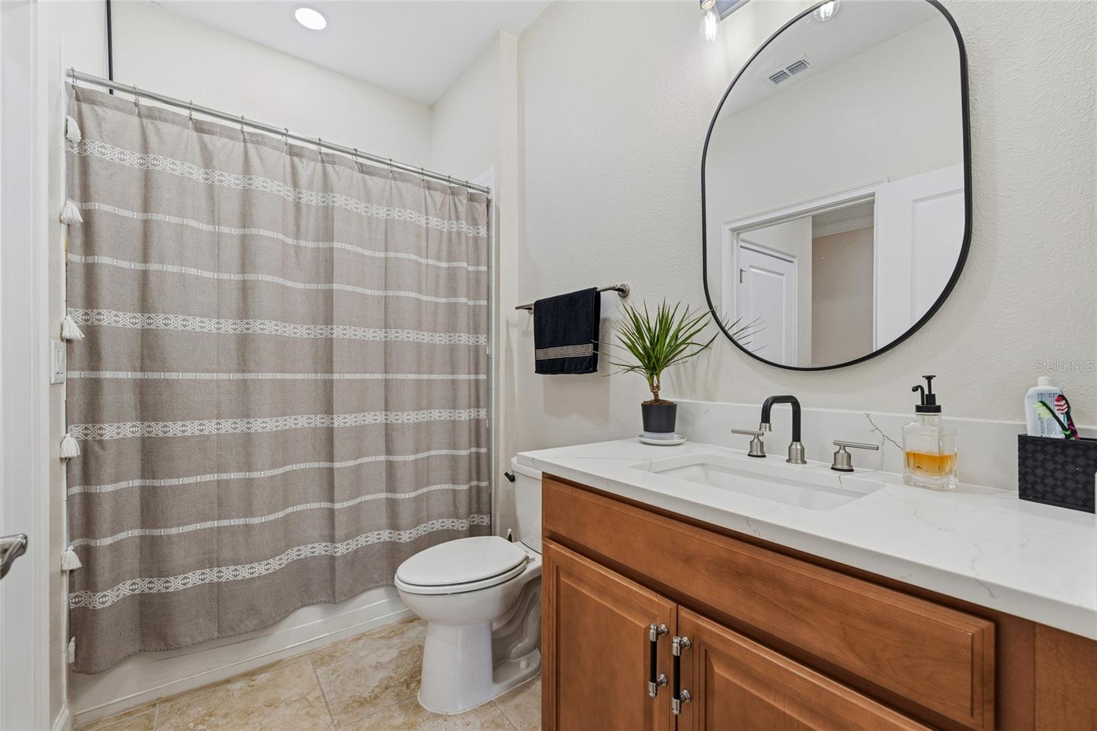 3550 Fairwaters Ct ##c Property Photo 11