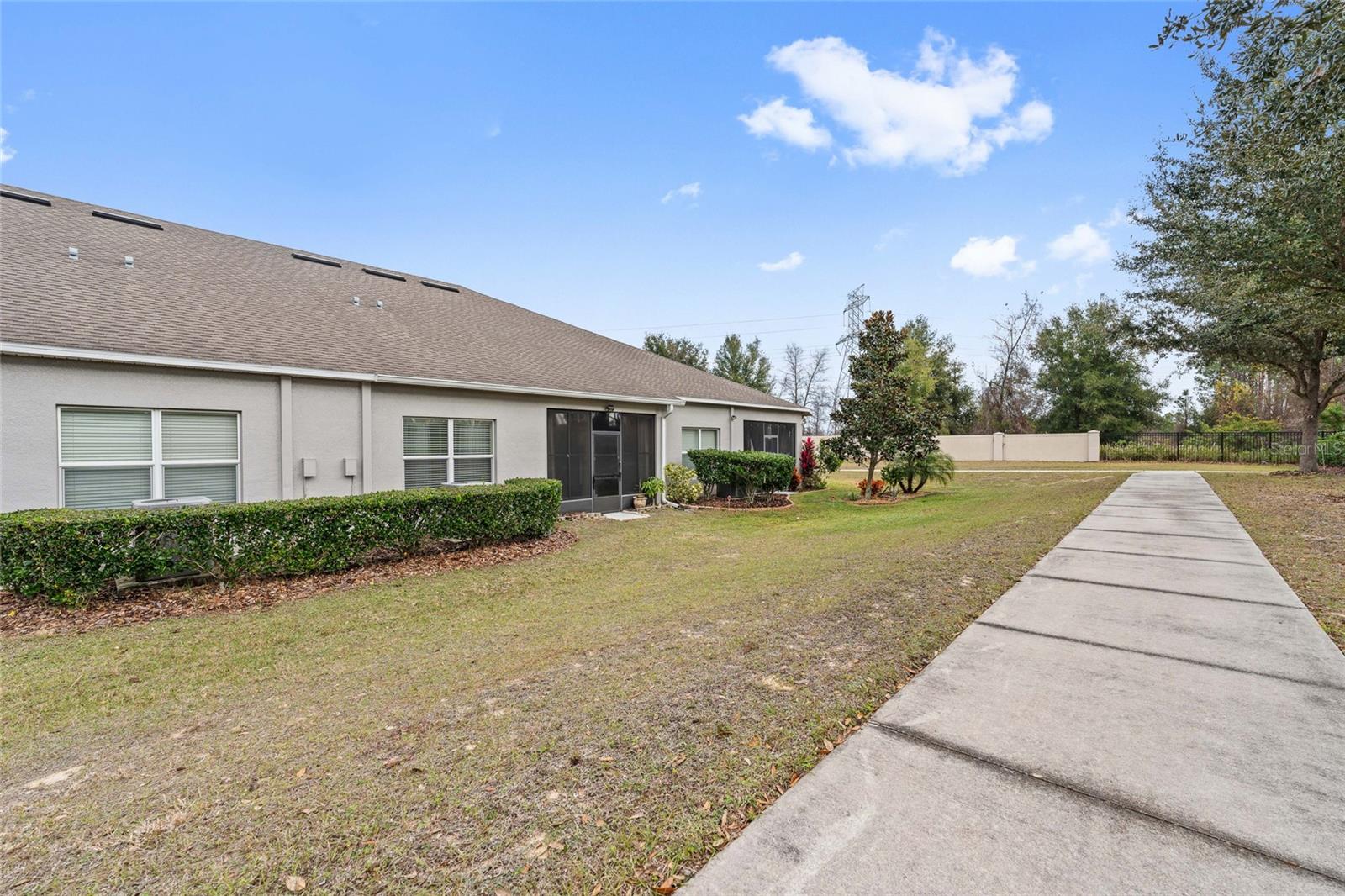 3550 Fairwaters Ct ##c Property Photo 21