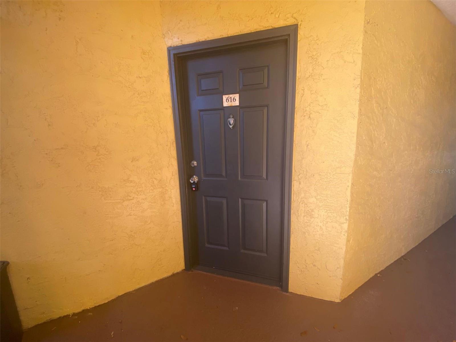 5773 Gatlin Ave #616 Property Photo 2
