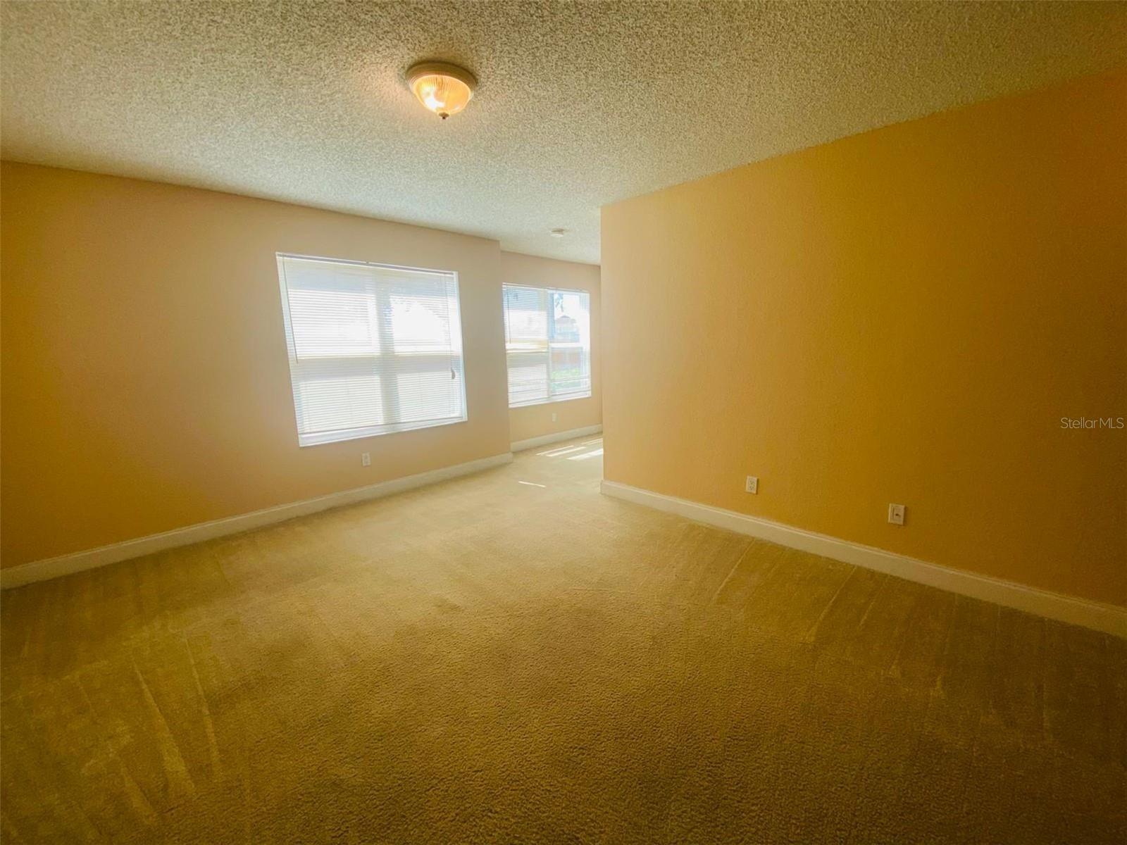 5773 Gatlin Ave #616 Property Photo 3