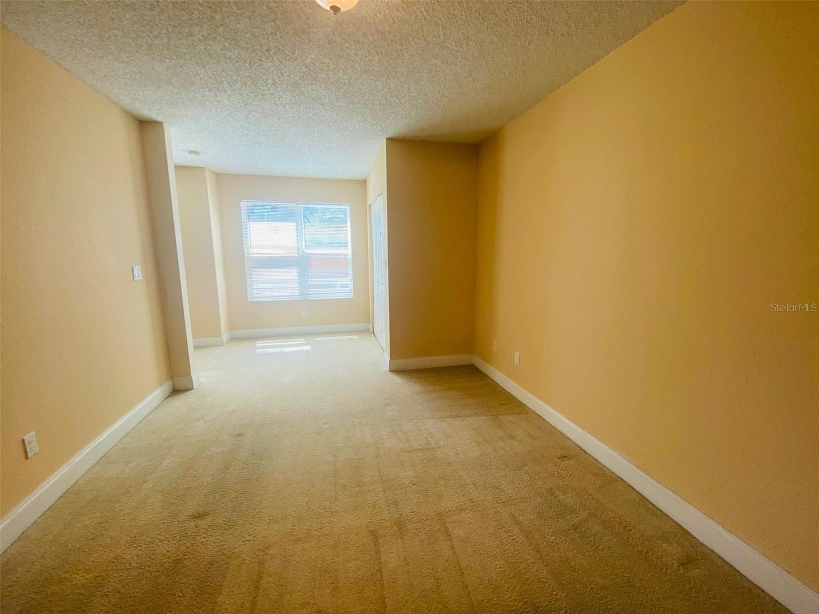 5773 Gatlin Ave #616 Property Photo 10