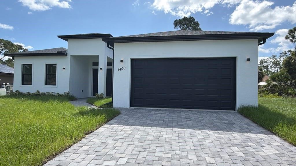 1400 Mendavia Ter Property Photo 1