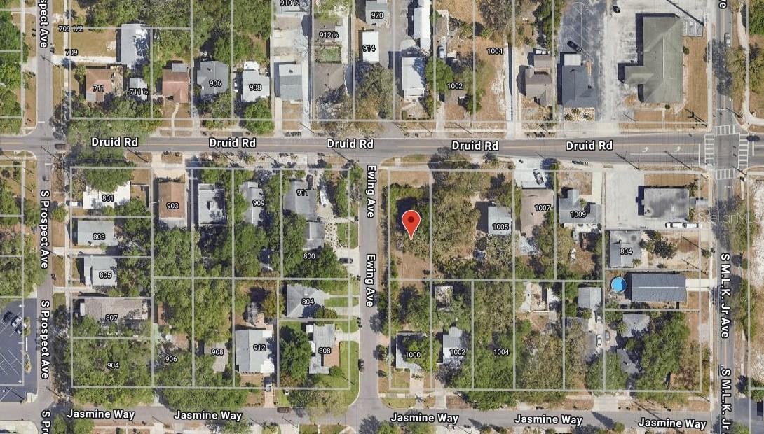 1001 Druid Rd E Property Photo 2