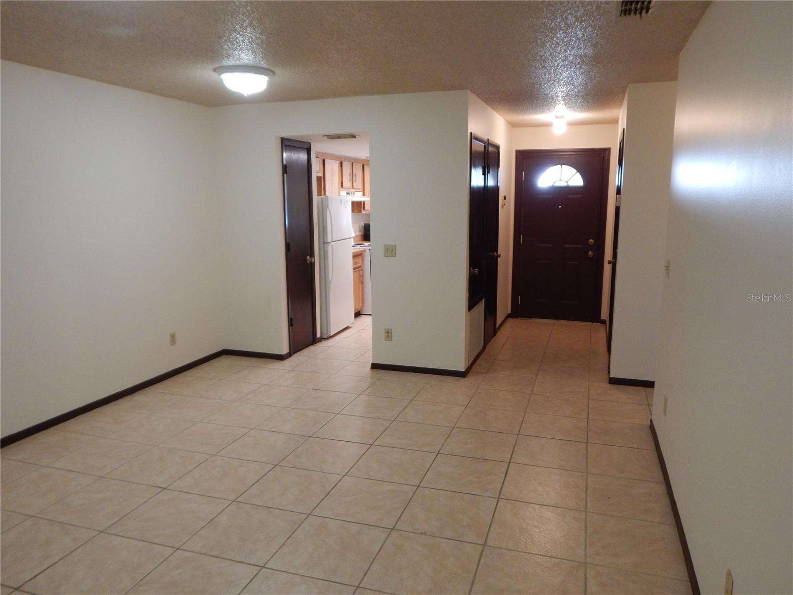 2505 Coral Ave Property Photo 2