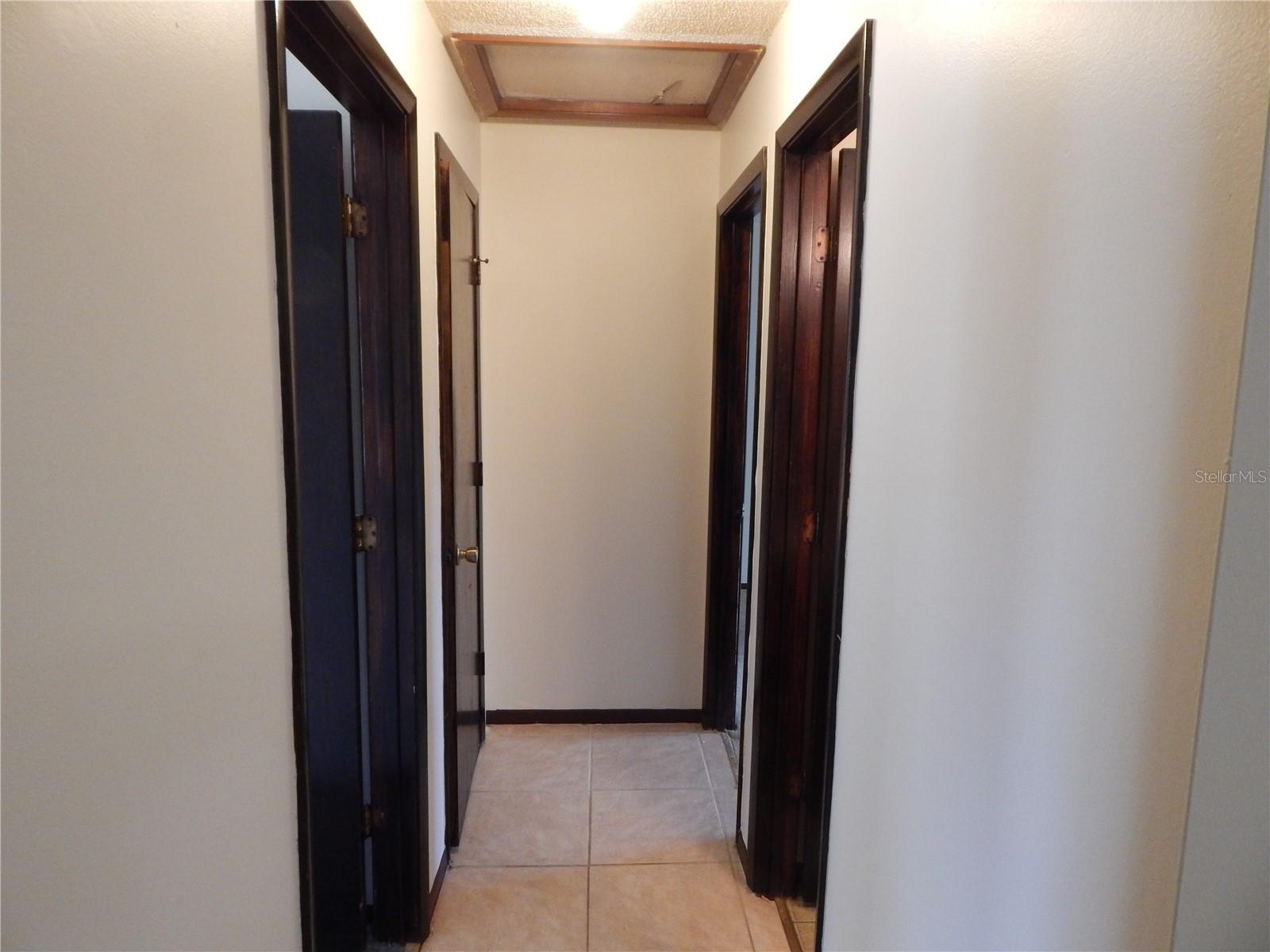 2505 Coral Ave Property Photo 5