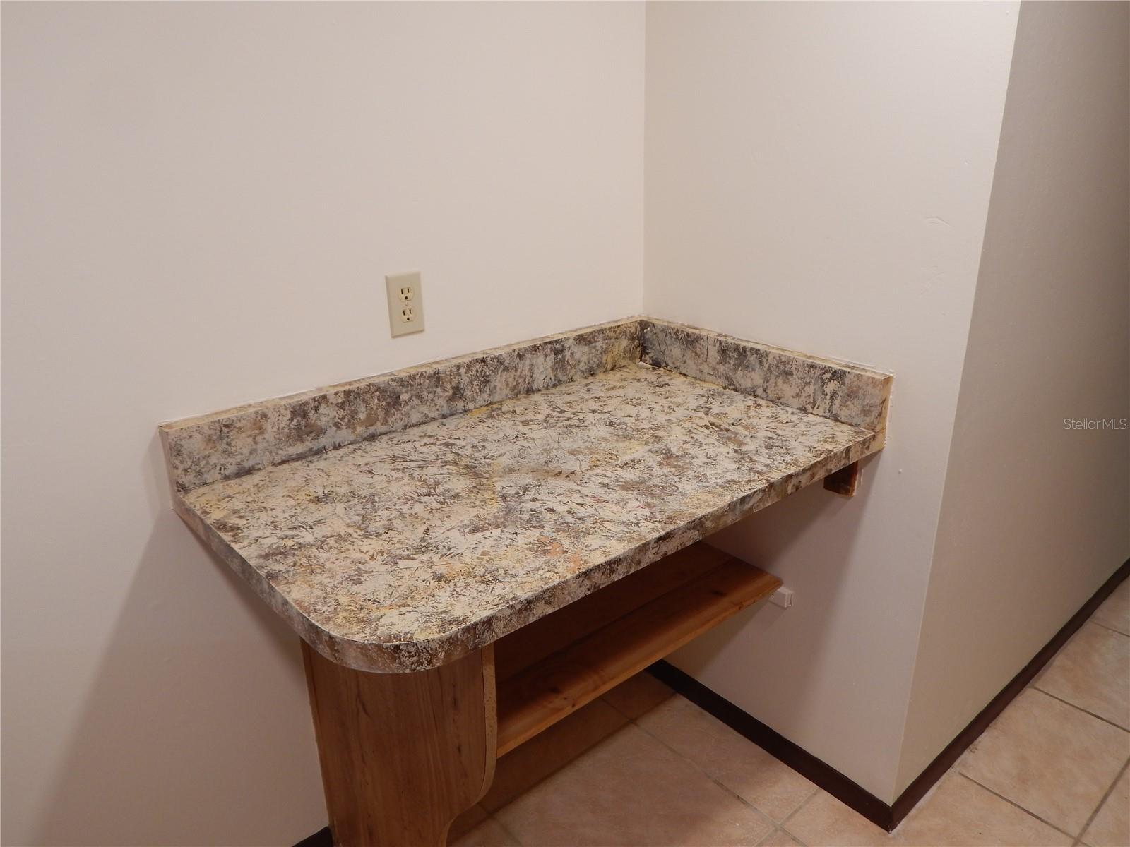 2505 Coral Ave Property Photo 9