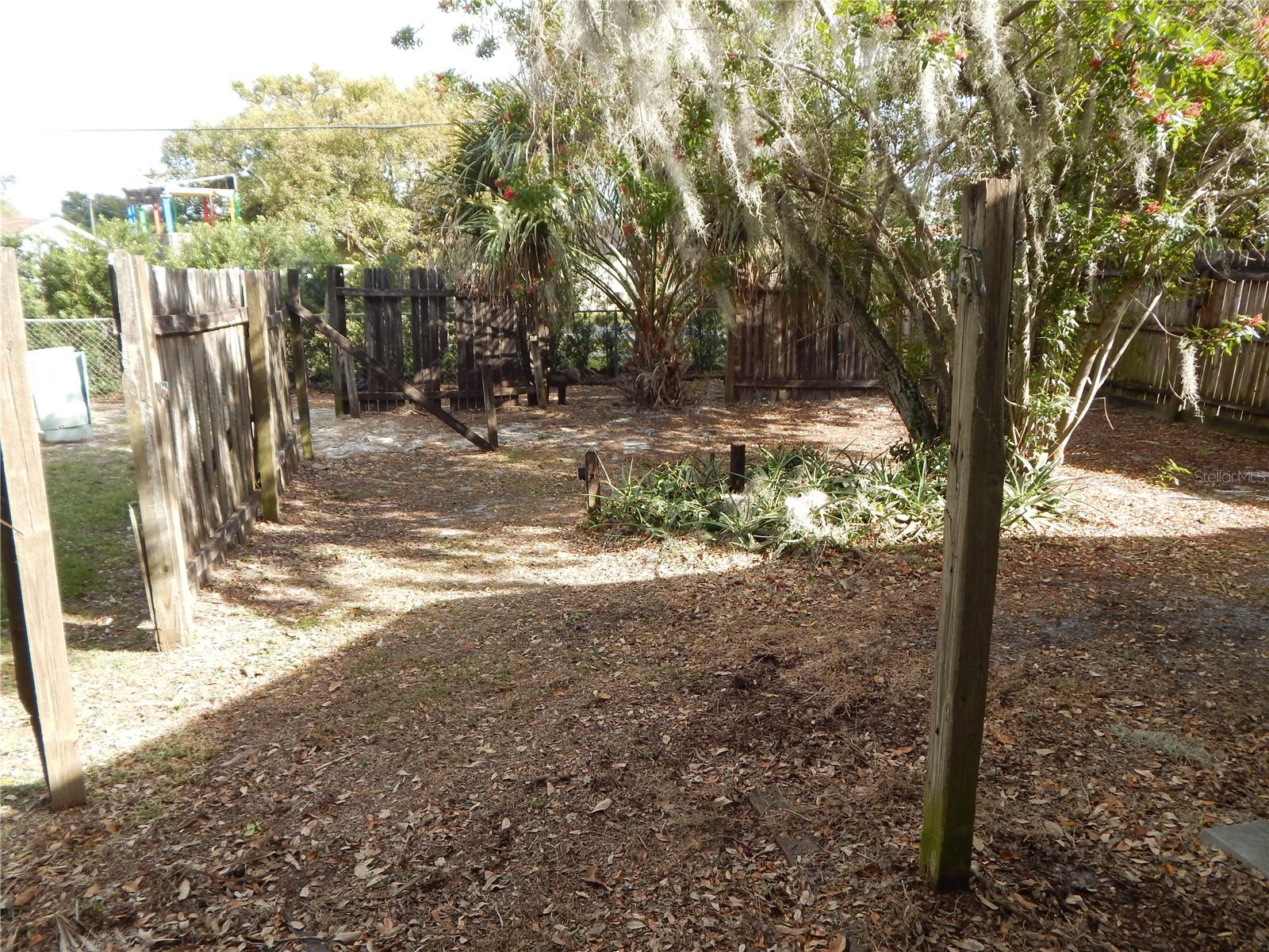 2505 Coral Ave Property Photo 23