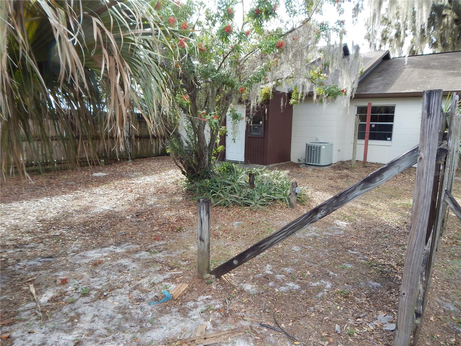 2505 Coral Ave Property Photo 26