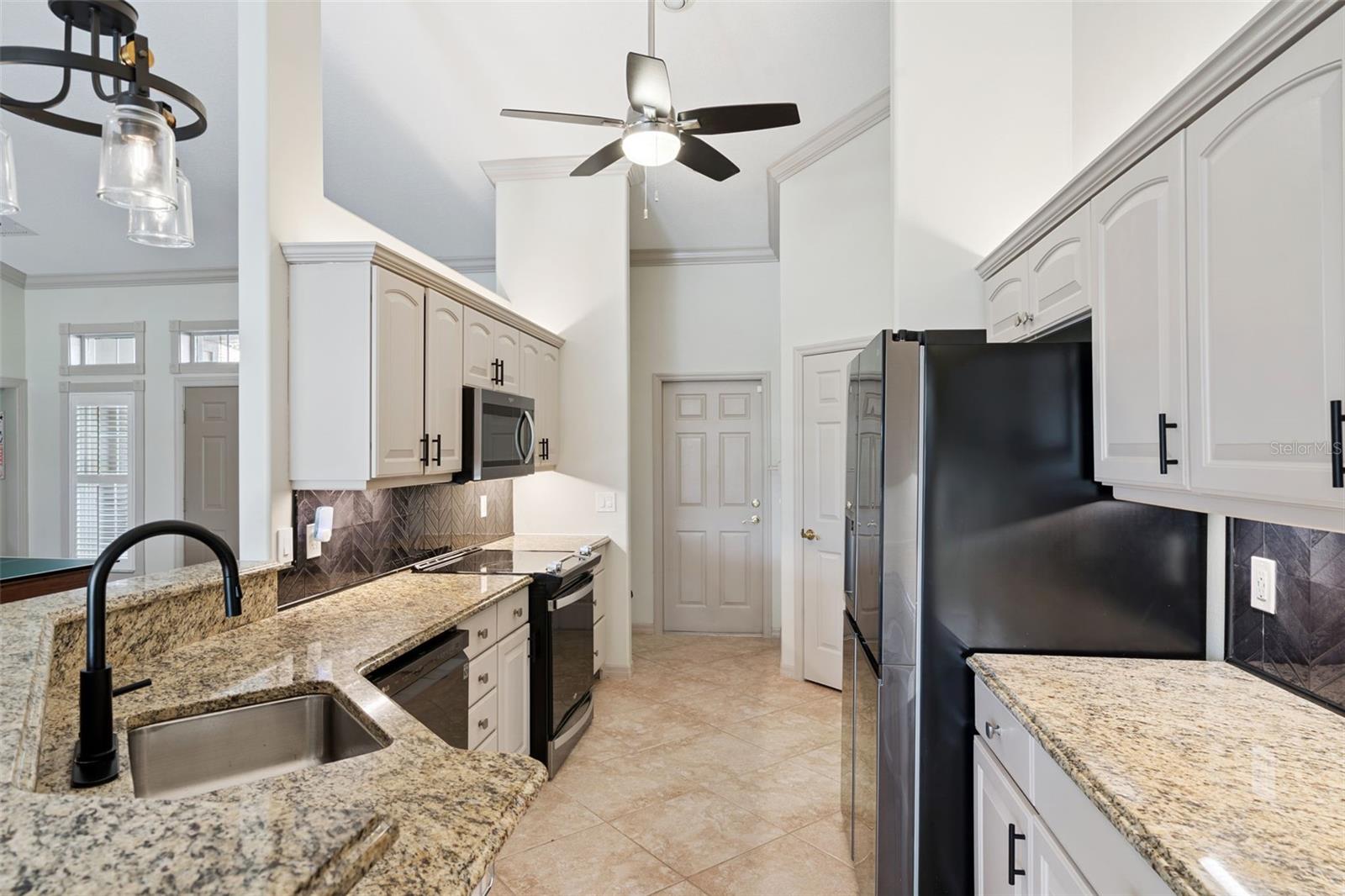 39819 Grove Hts Property Photo 12