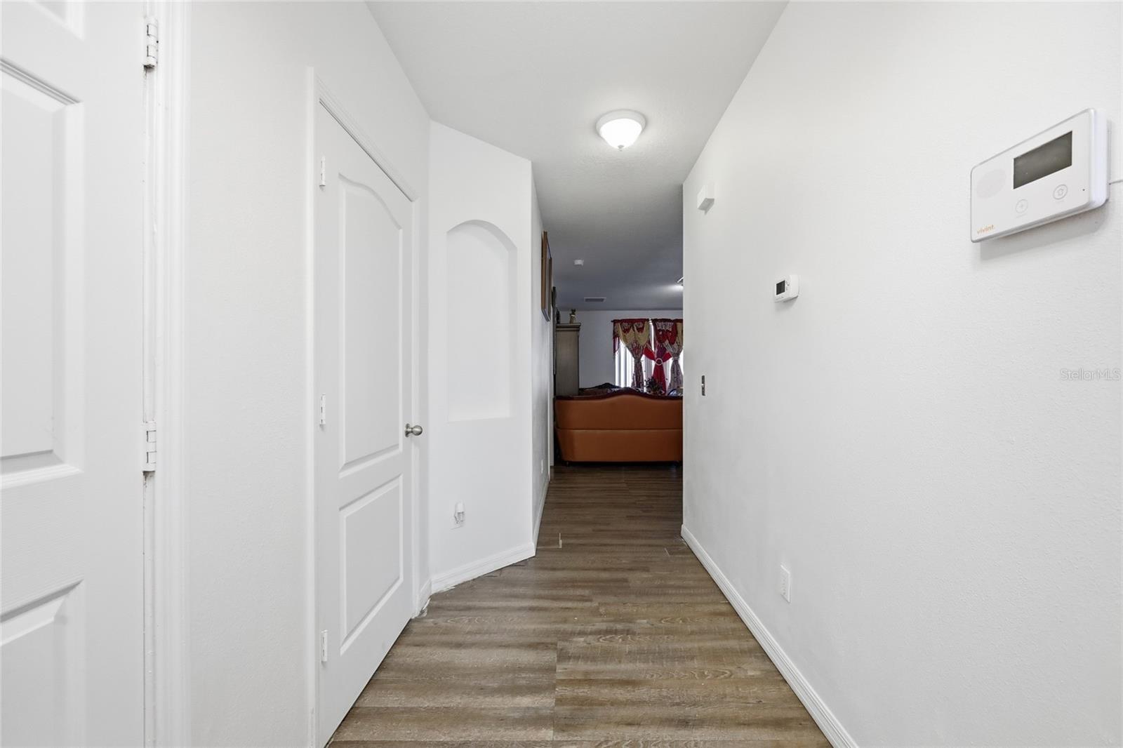 7878 Tanbier Dr Property Photo 7