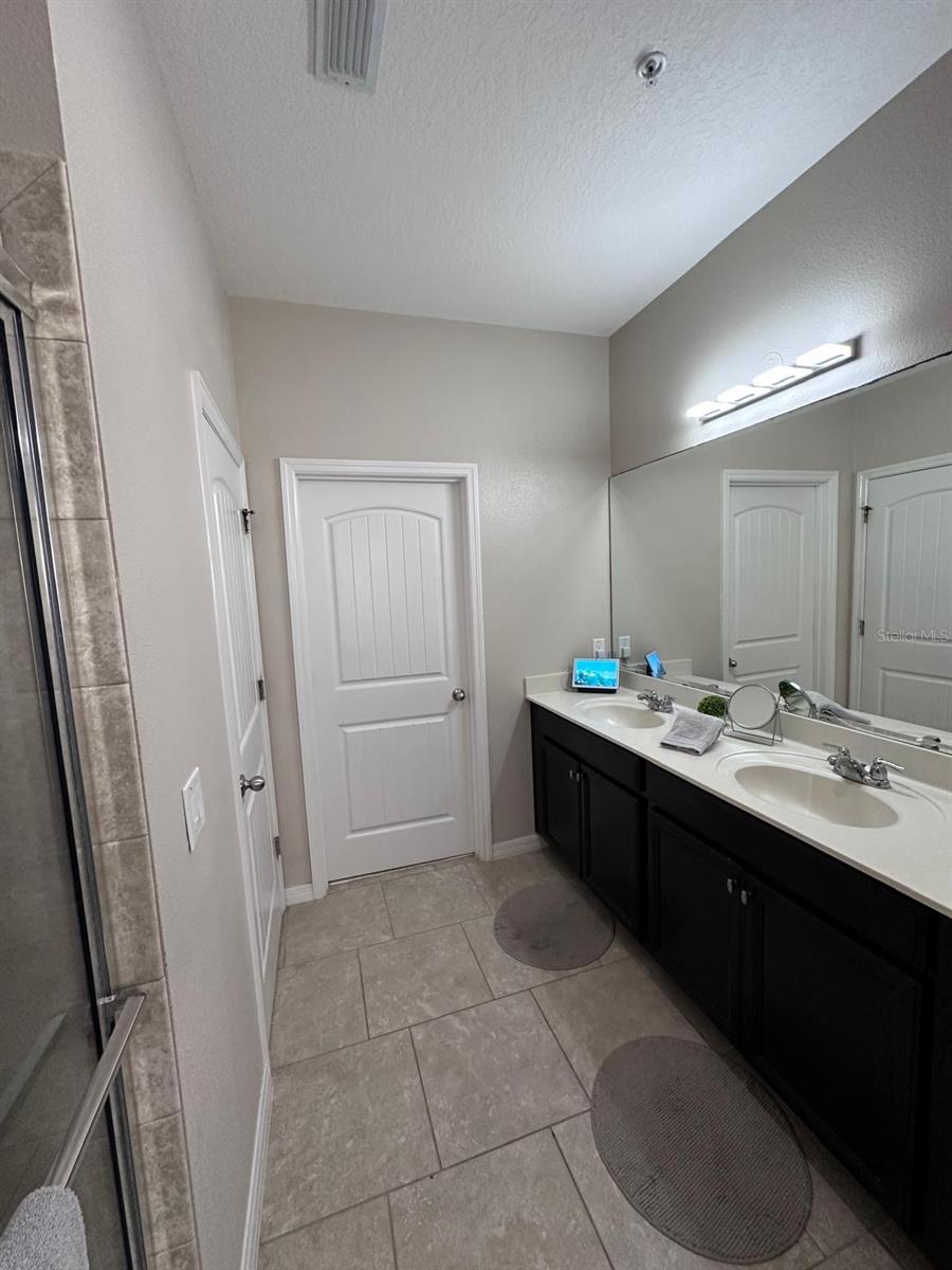 1562 Softshell St Property Photo 10