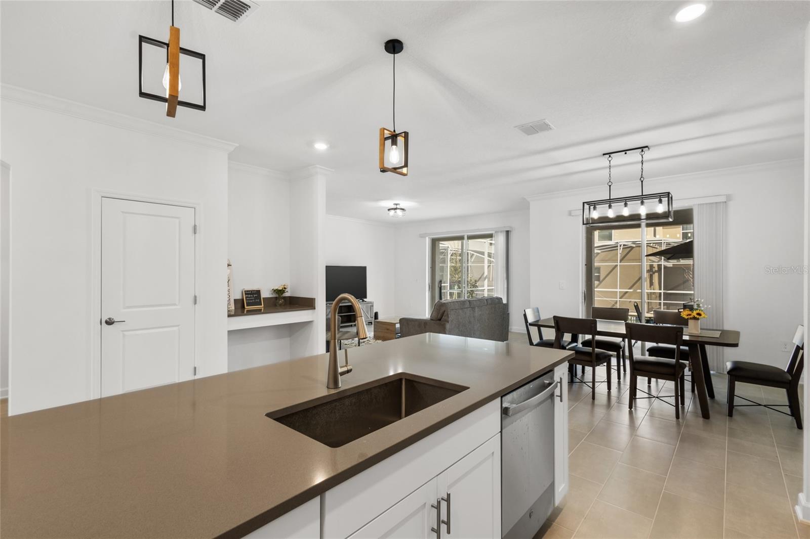 8931 Takeaway Way Property Photo 15