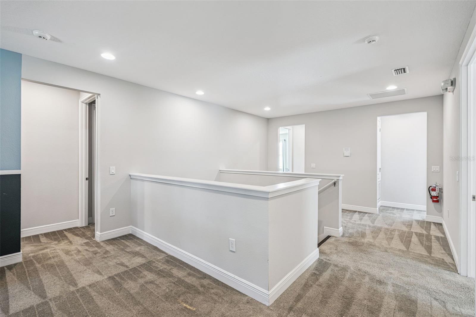 7649 Fairfax Dr Property Photo 34