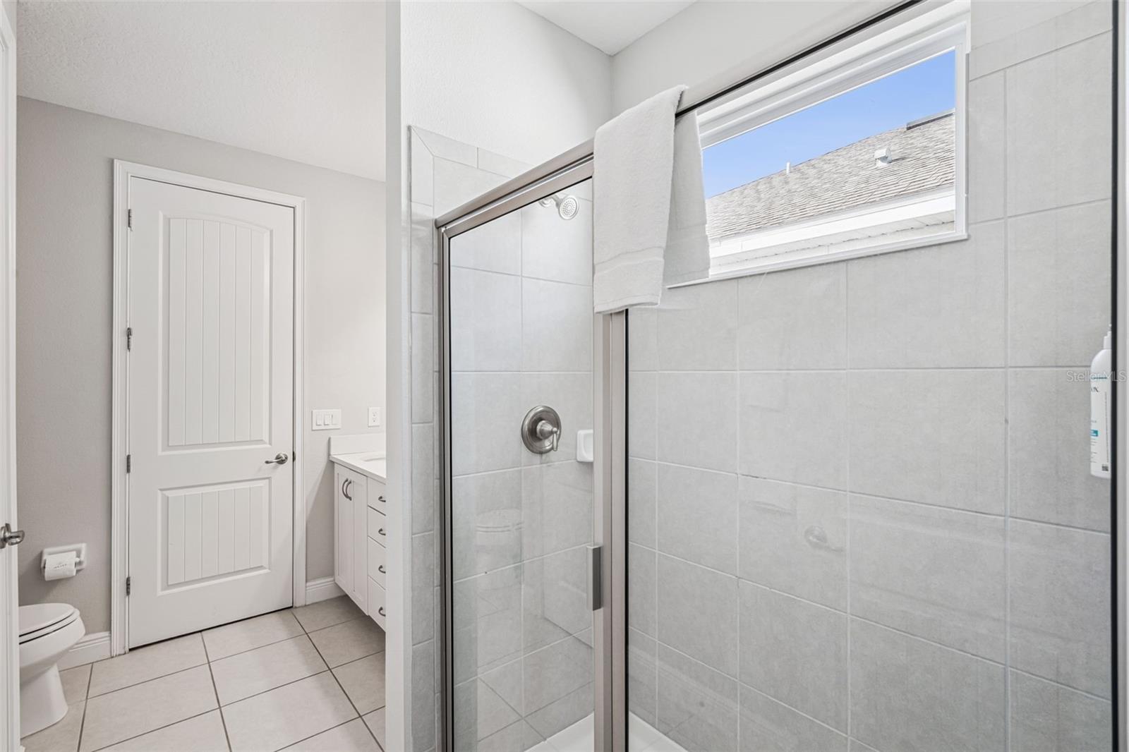 7649 Fairfax Dr Property Photo 38