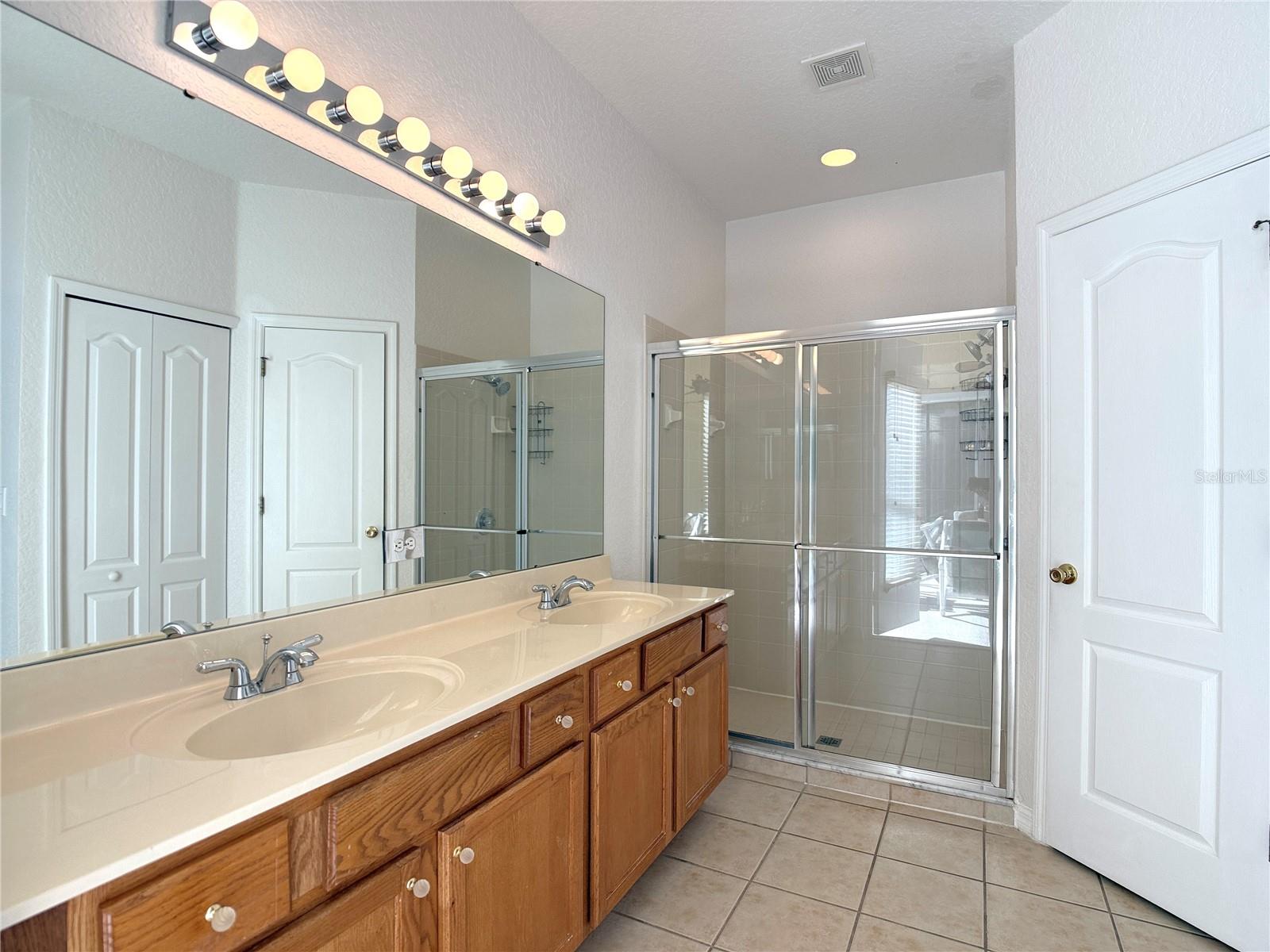 1131 N Hampton Dr Property Photo 13