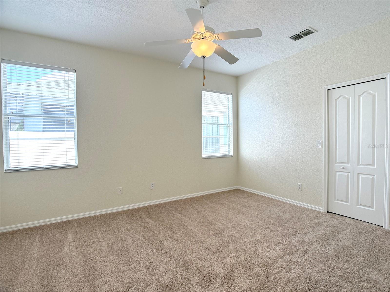 1131 N Hampton Dr Property Photo 24