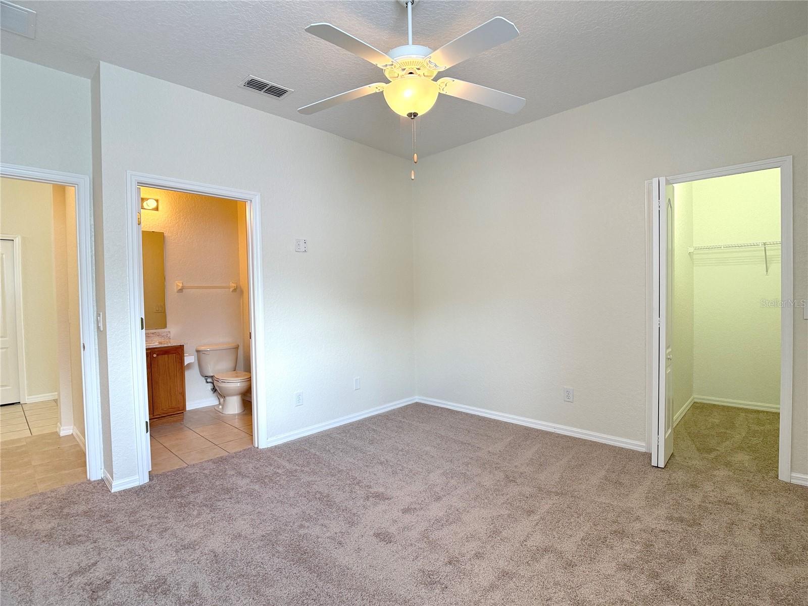 1131 N Hampton Dr Property Photo 26