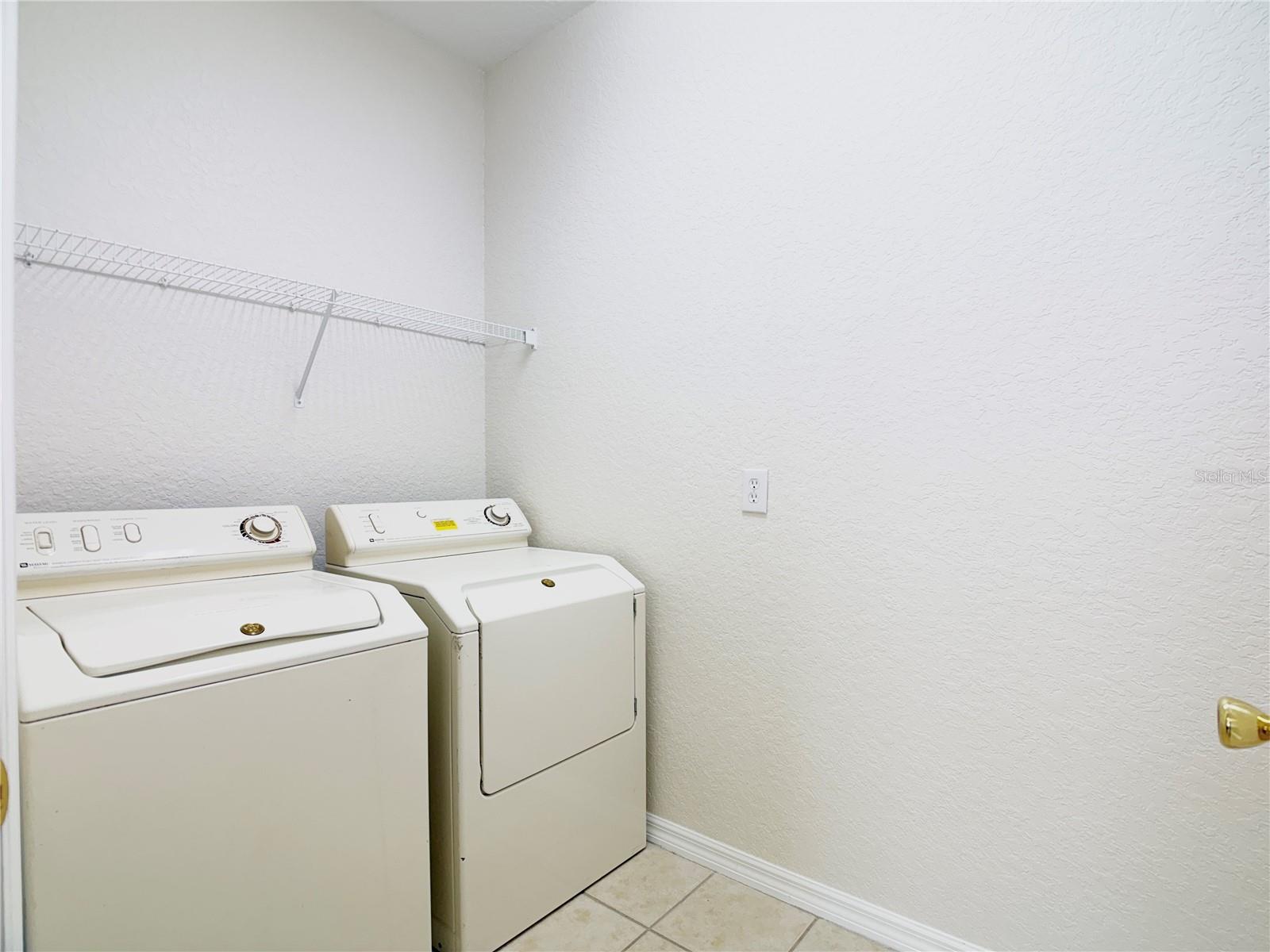 1131 N Hampton Dr Property Photo 29