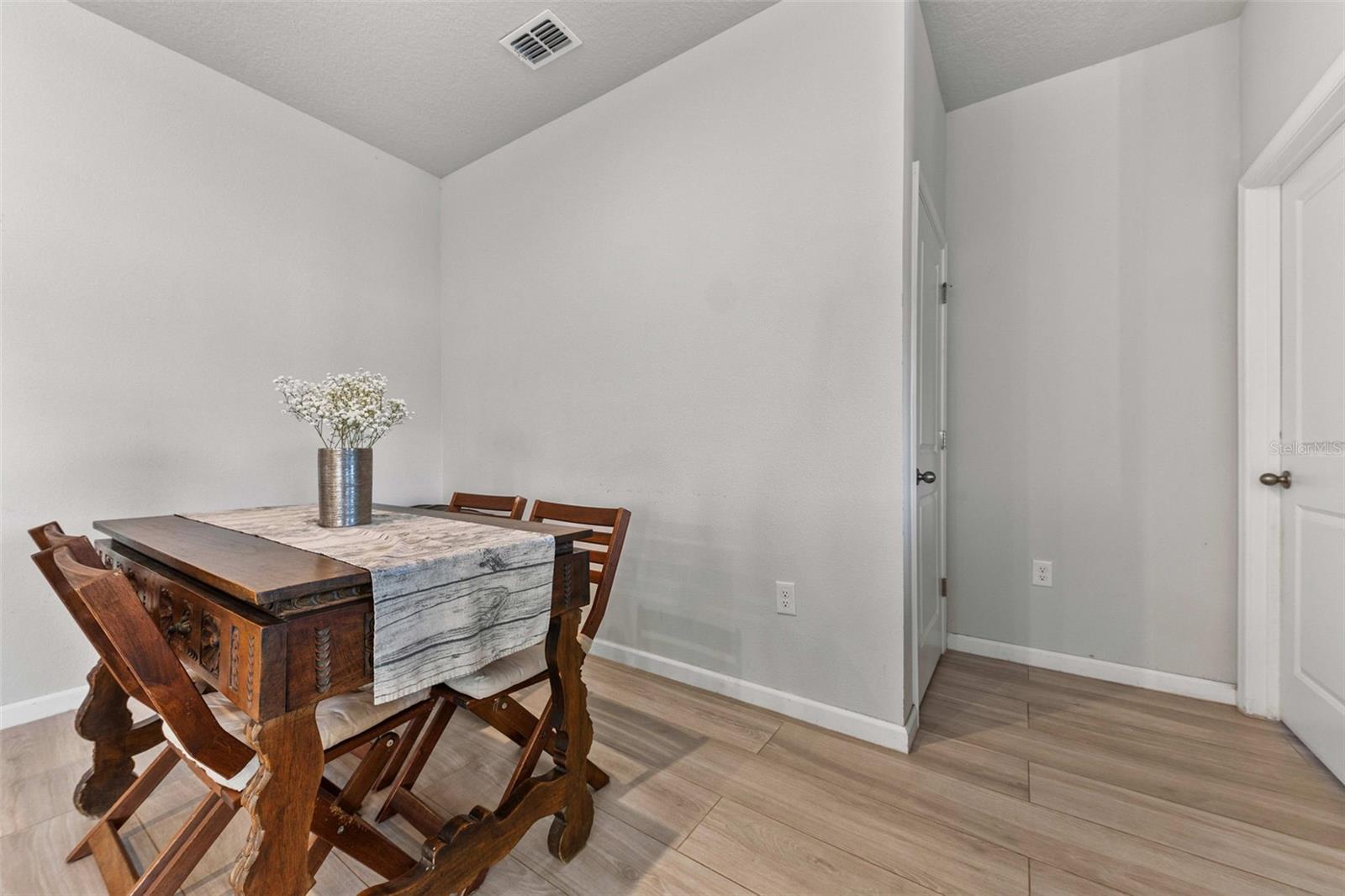 194 Eagle Harbor Way Property Photo 13