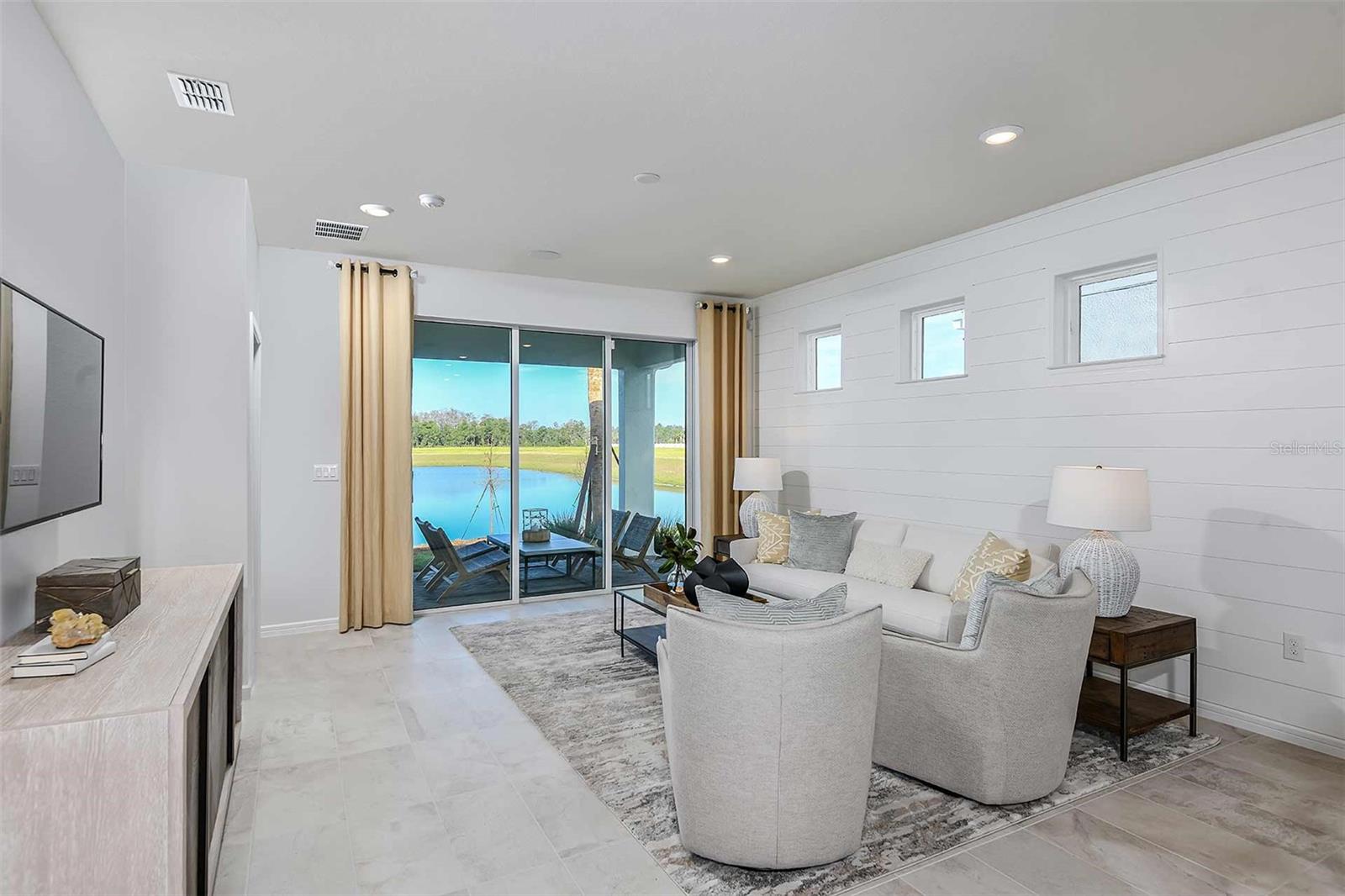 2354 Dew Drop Loop Property Photo 14