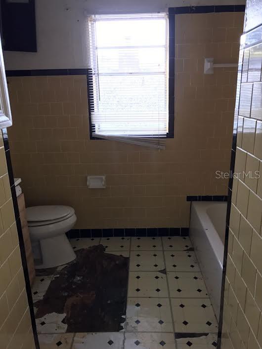 229 S Candler Ave Property Photo 8