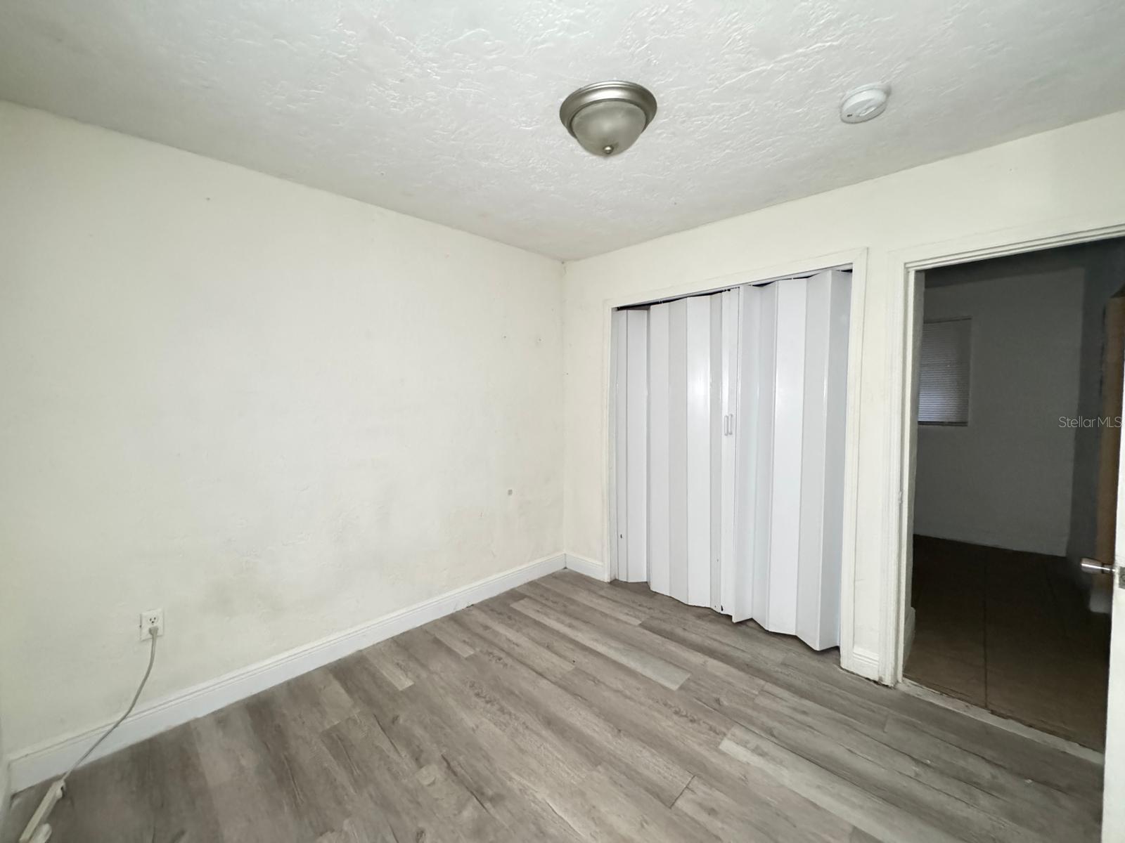 229 S Candler Ave Property Photo 17