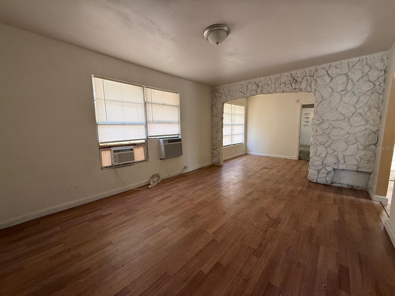 229 S Candler Ave Property Photo 25