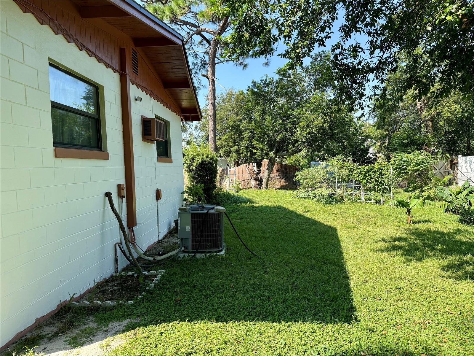 6233 Balboa Dr Property Photo 16