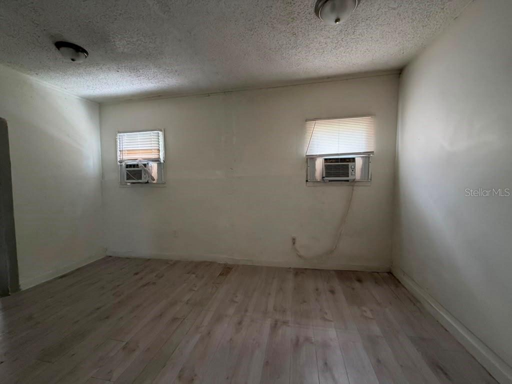 4427 Raleight St Property Photo 23