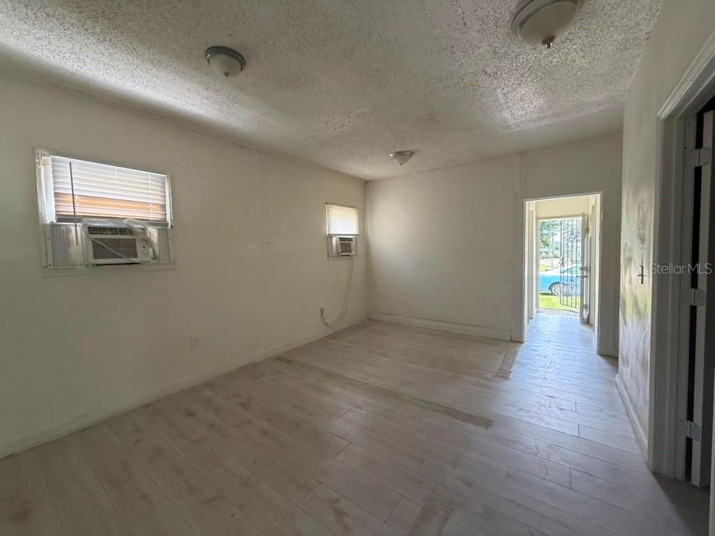 4427 Raleight St Property Photo 32