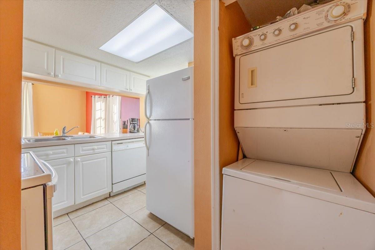 203 Coco Plum Dr #main Unit Property Photo 3