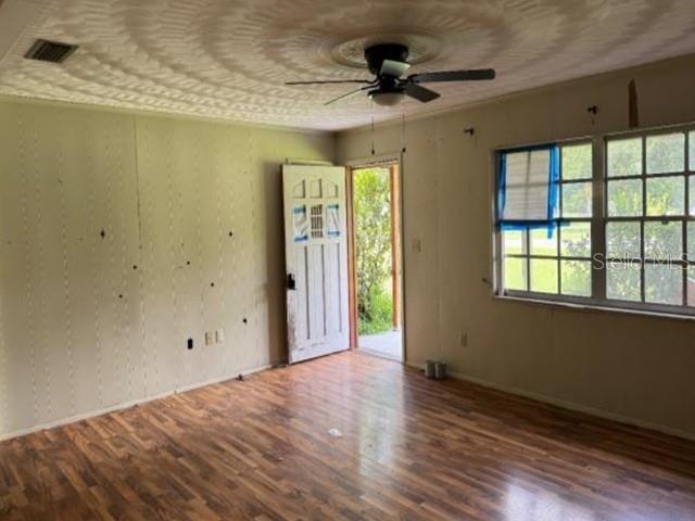 119 N West St Property Photo 3