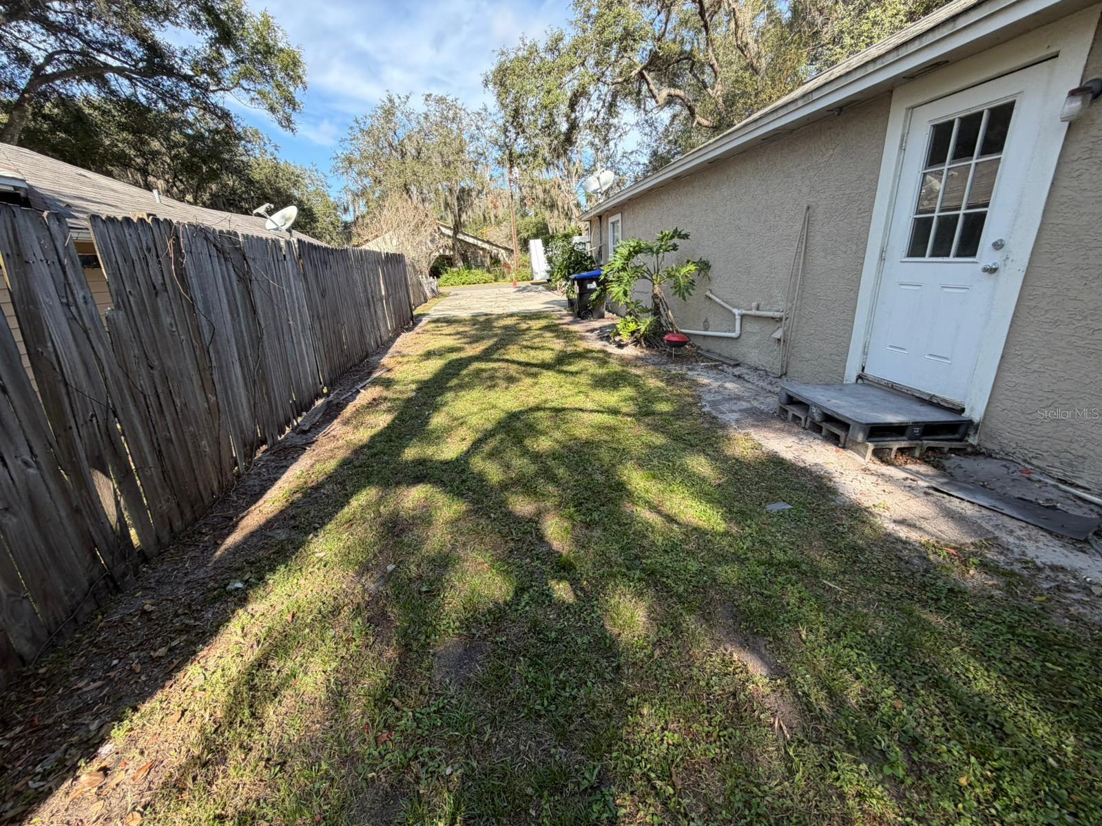 224 10th Ave Property Photo 13
