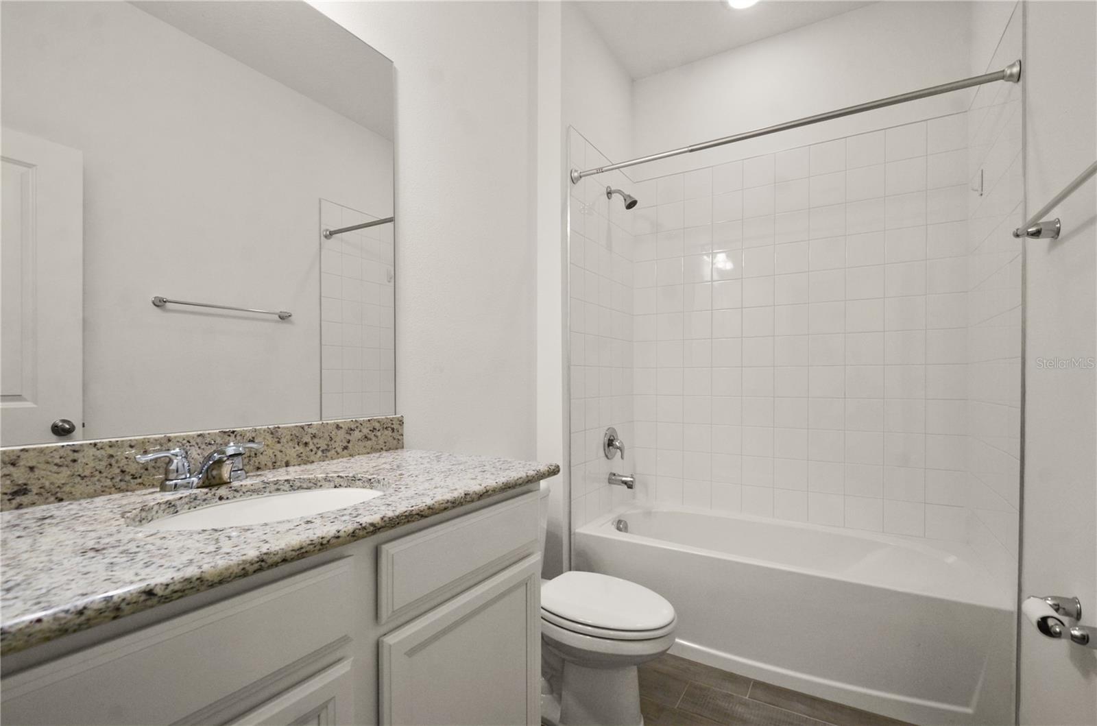 1078 Chelan Falls Dr Property Photo 6