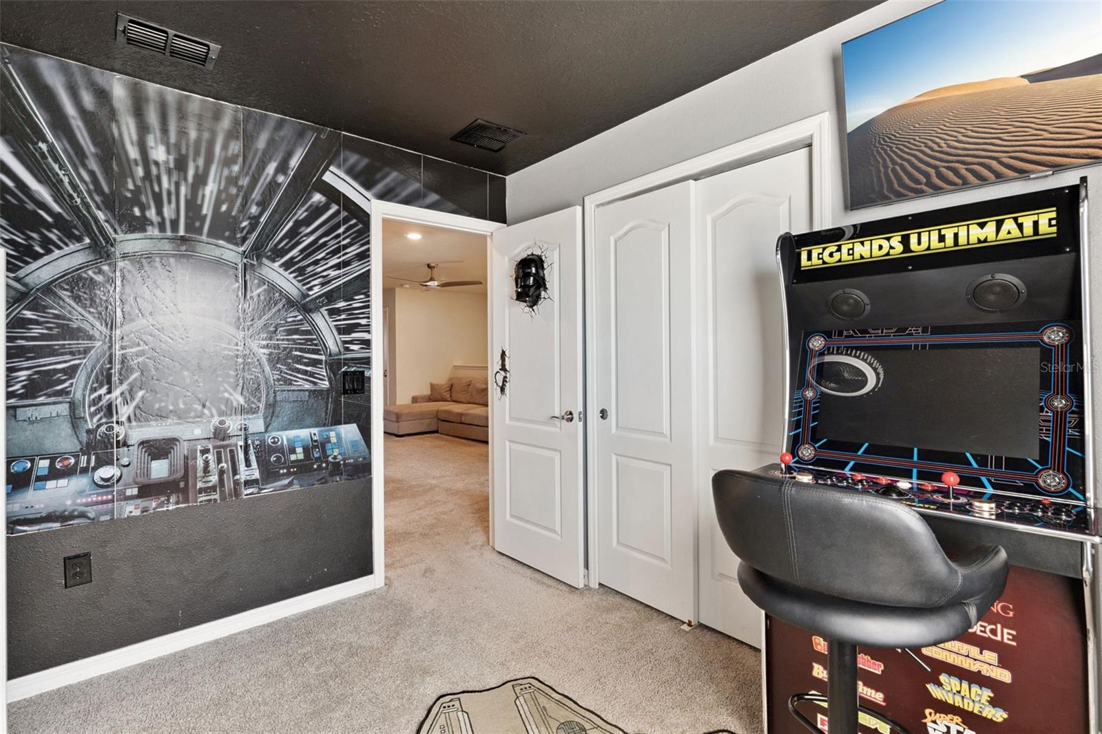 7163 Oakmoss Loop Property Photo 10