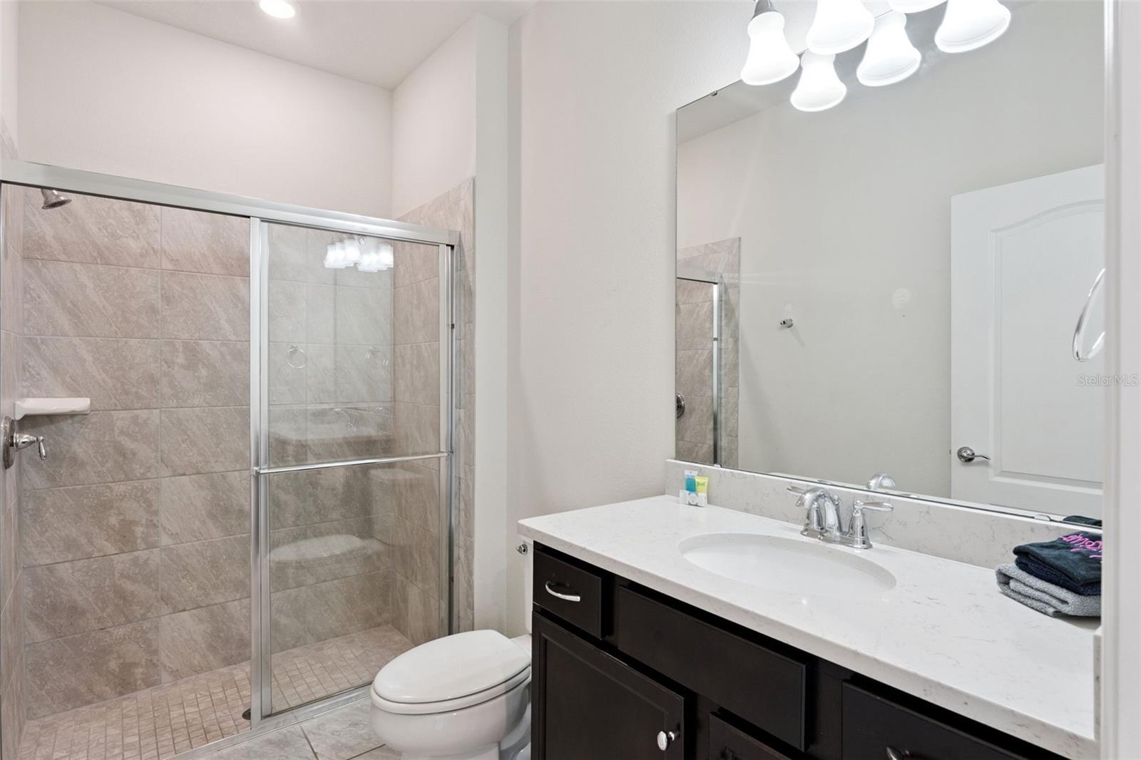 7163 Oakmoss Loop Property Photo 34