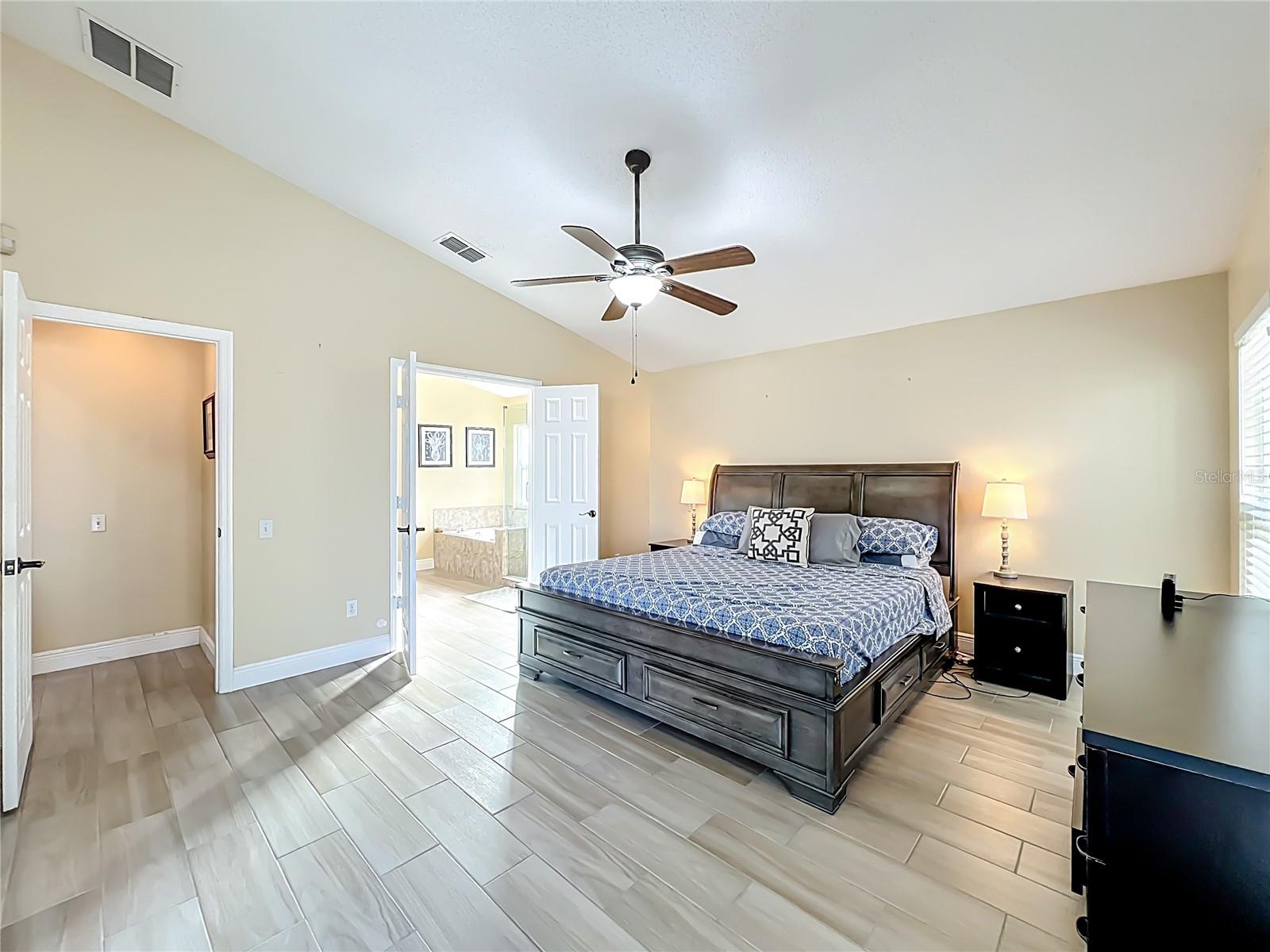 9244 Beaver Cv Property Photo 32
