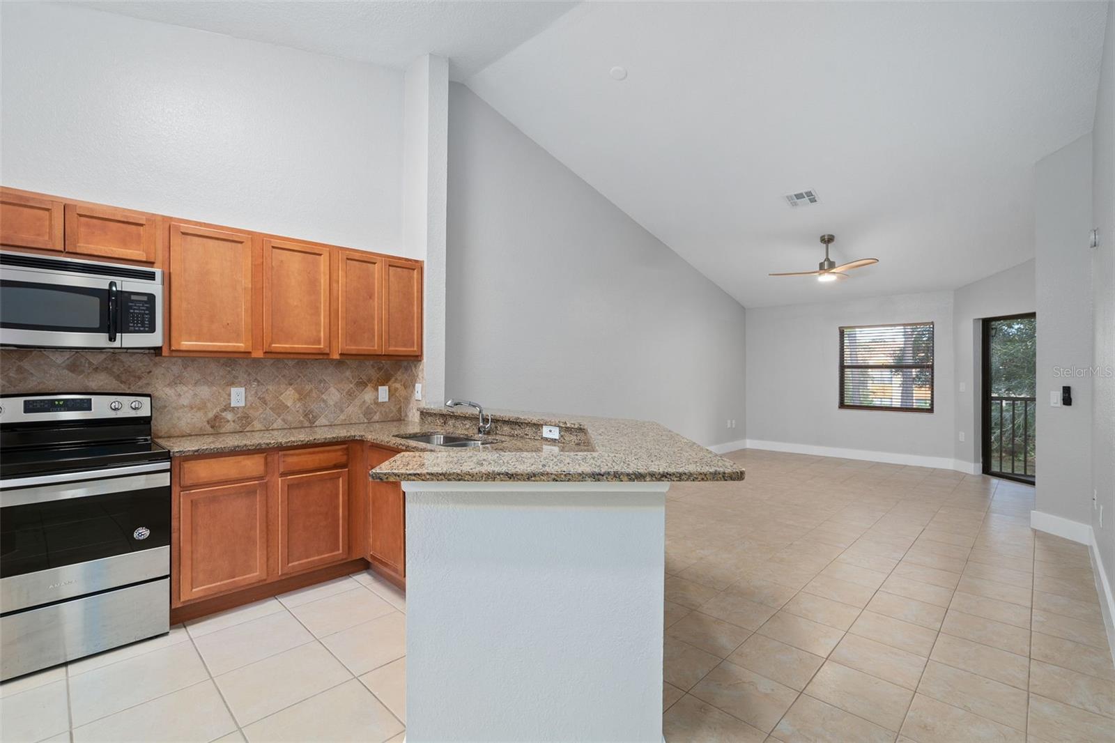 7784 Sugar Bend Dr #7784 Property Photo 8