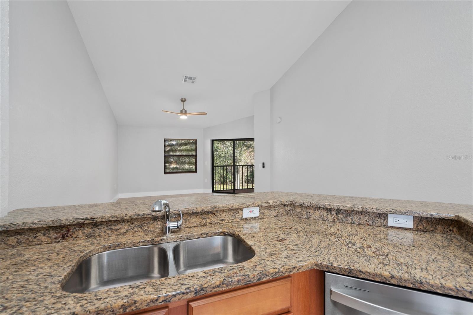 7784 Sugar Bend Dr #7784 Property Photo 12