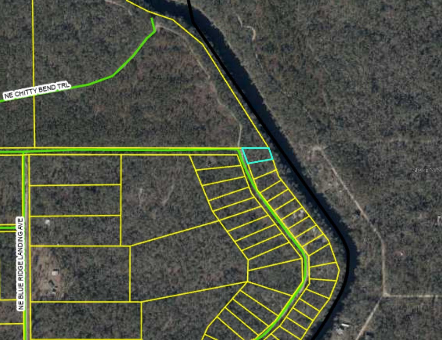 Ne Chervil Dr Property Photo 3