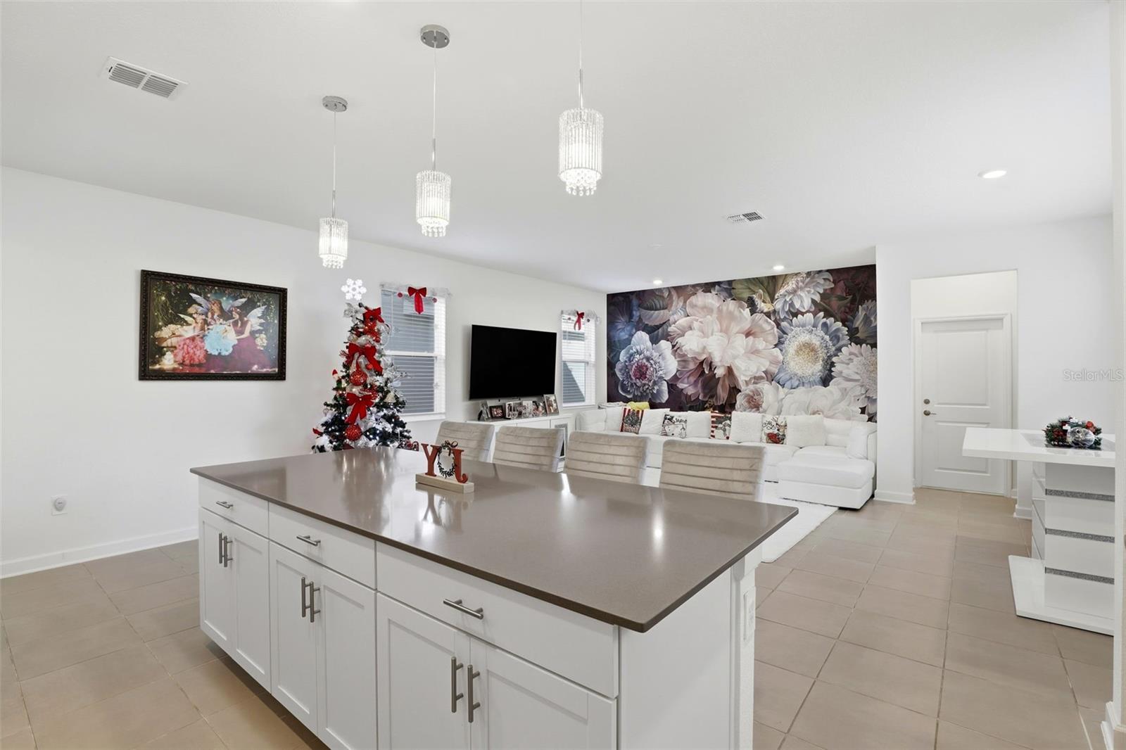 9775 Introduction Way Property Photo 10