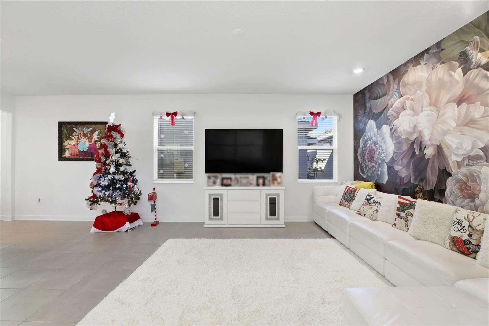 9775 Introduction Way Property Photo 12