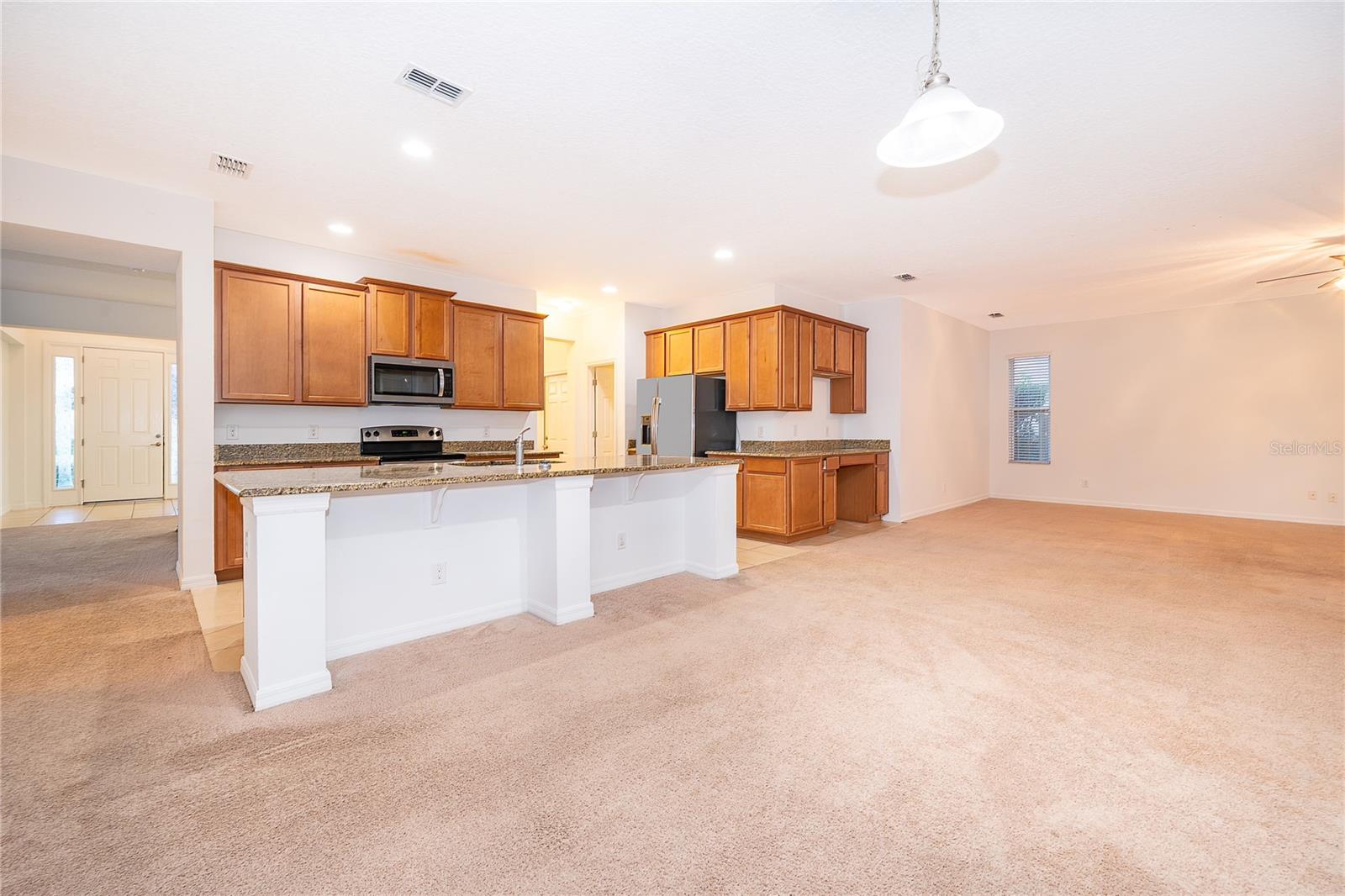 891 Cavan Dr Property Photo 17