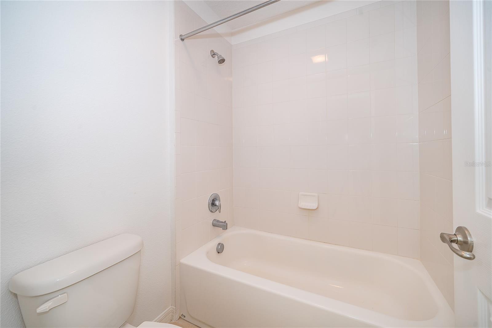 891 Cavan Dr Property Photo 32