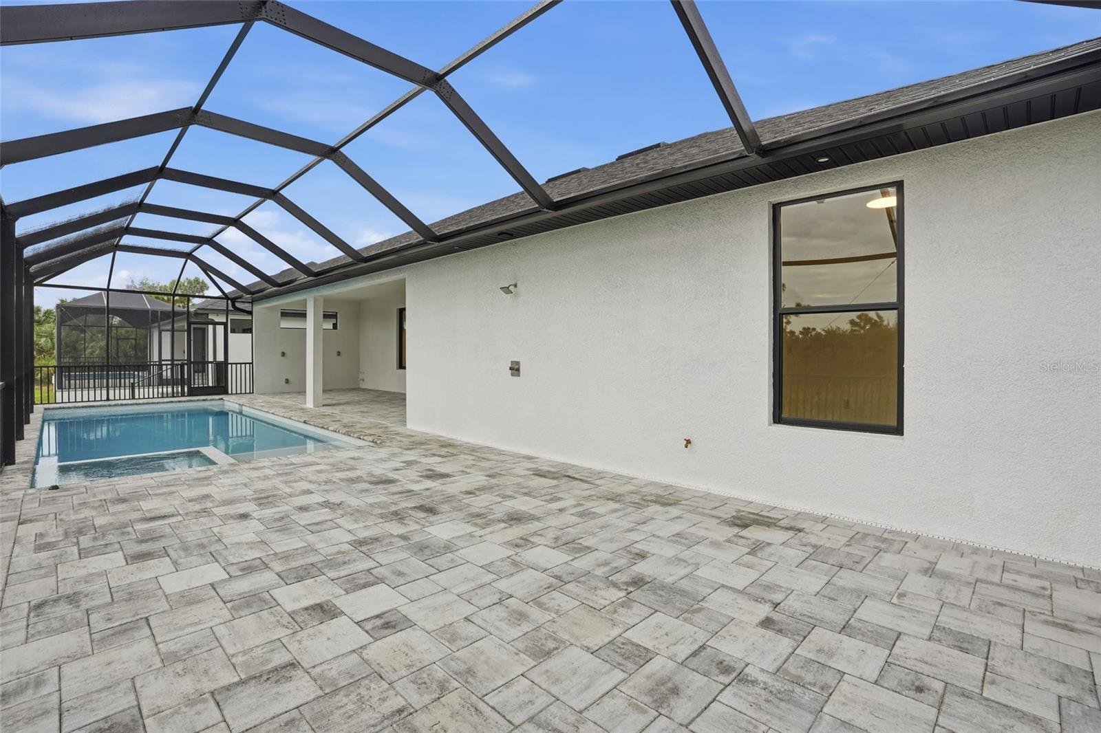 9402 Arrid Cir Property Photo 6