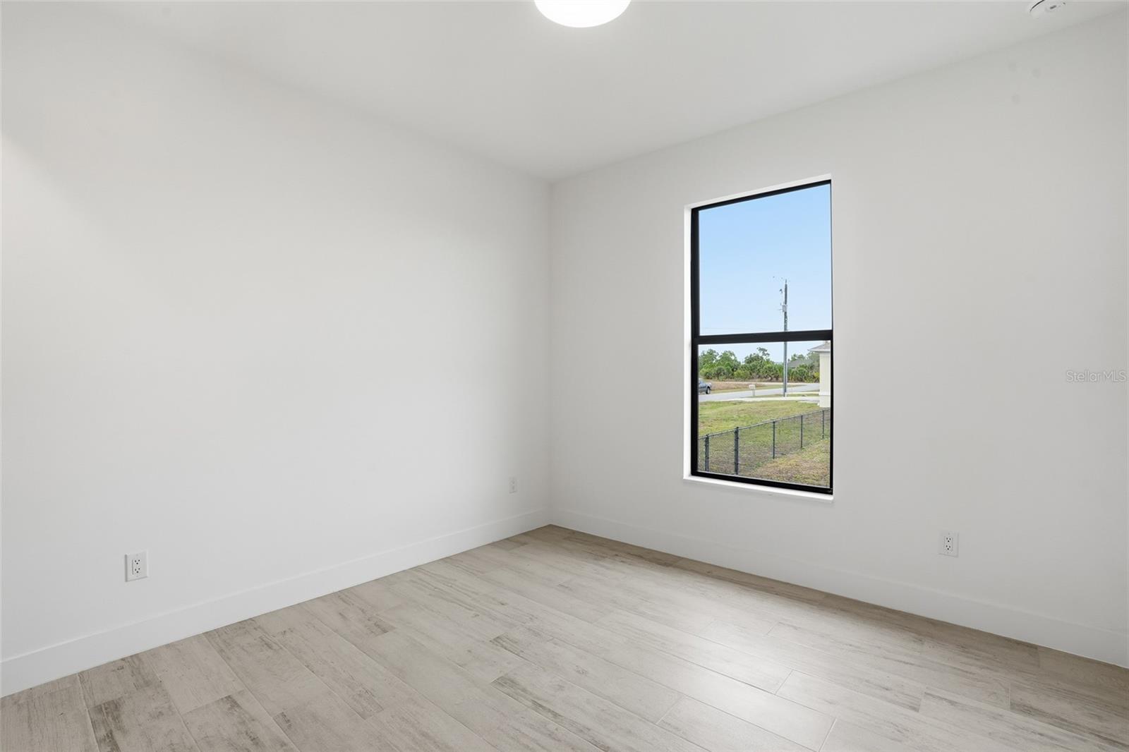 9402 Arrid Cir Property Photo 35