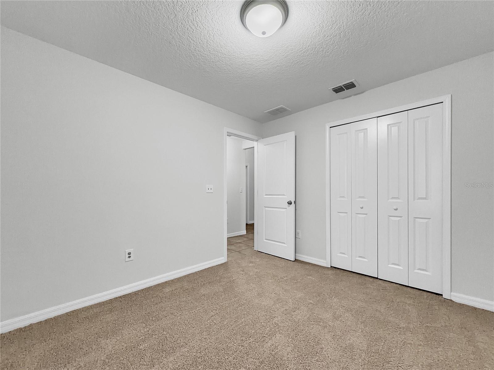 10113 Rosemary Leaf Ln Property Photo 4