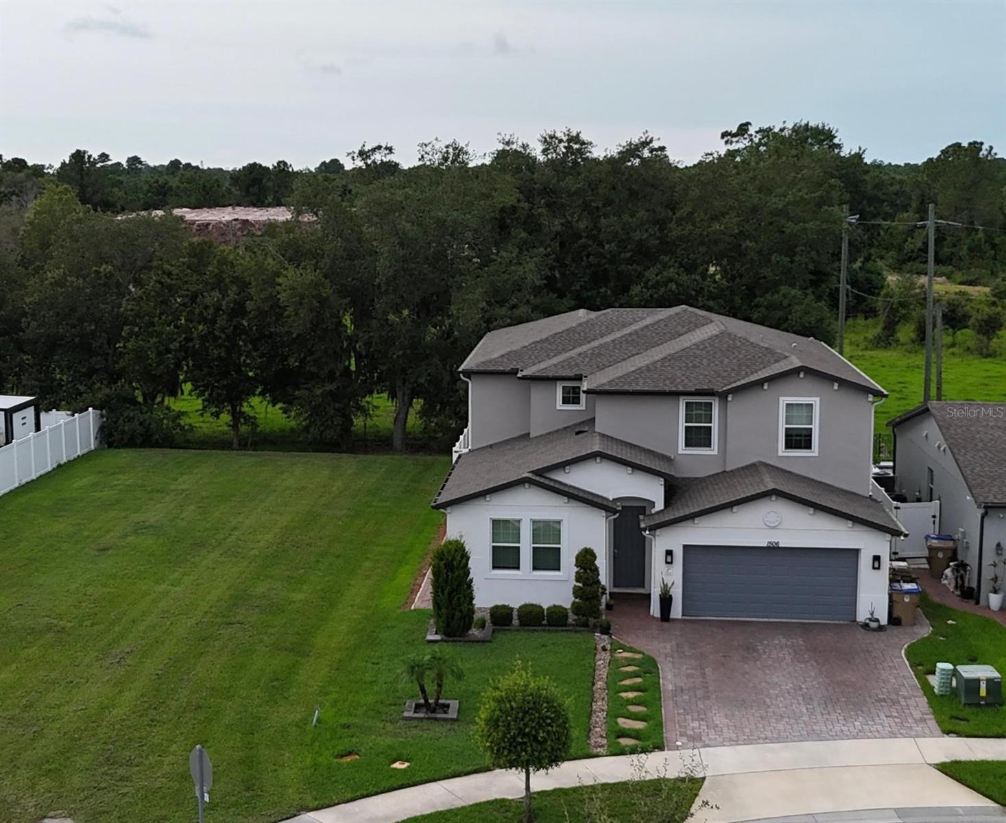 1506 Pines End Place Property Photo 1